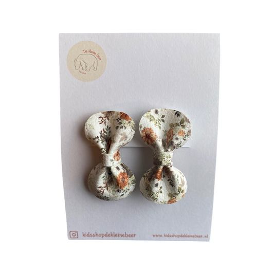 Hairpin bow floral print
